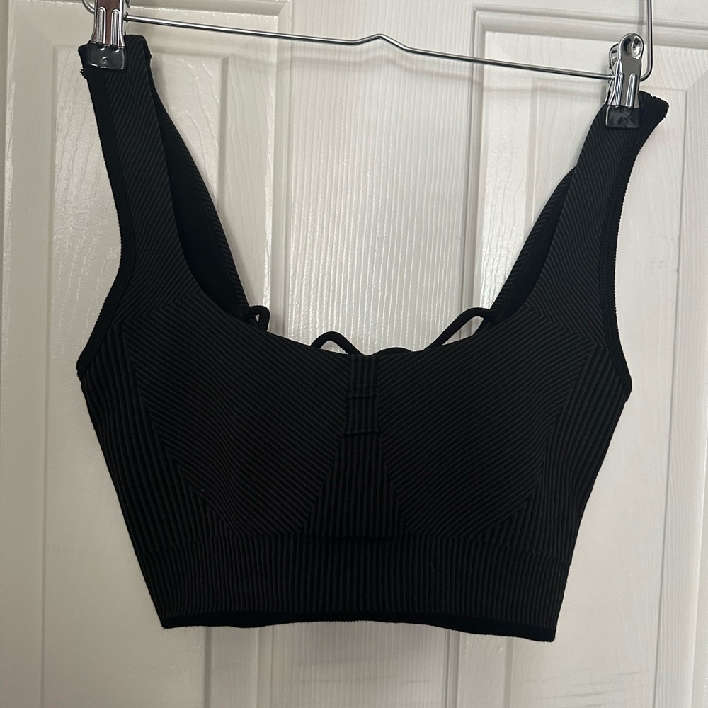 Fabletics sports bra